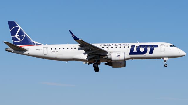SP-LMC::LOT Polish Airlines